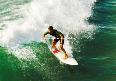 【熊猫体育官网】哥本哈根有意签下纽卡斯尔联后卫克拉夫特，埃迪豪盼冬窗留人